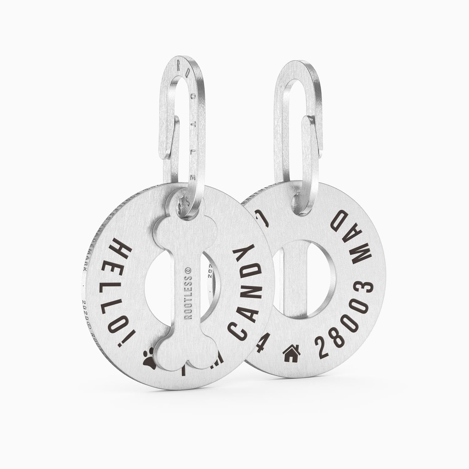 Dos placas PetID® con charm de hueso grabadas por ambas caras