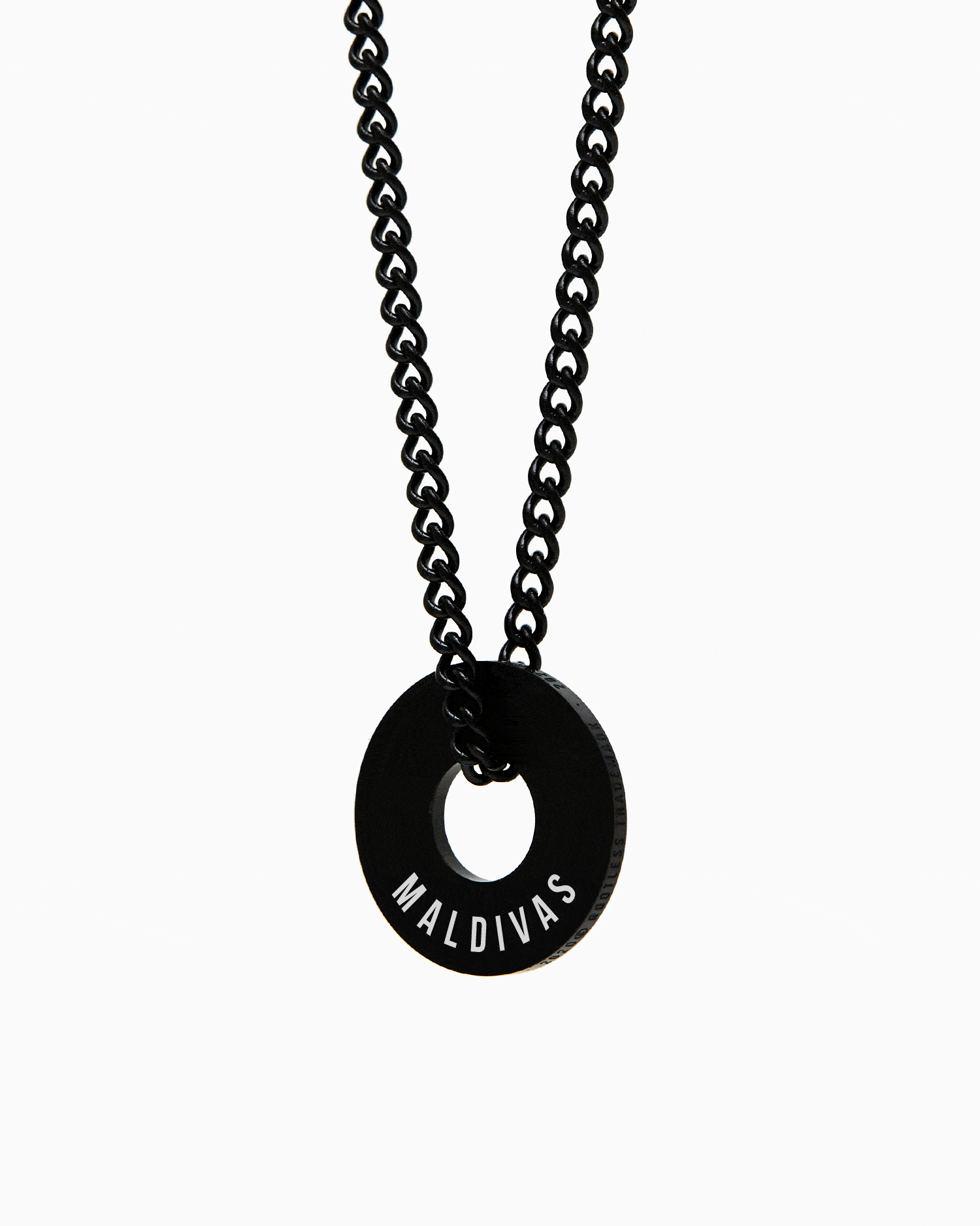Anilla® negra con MALDIVAS grabado, montada en la cadena Botany