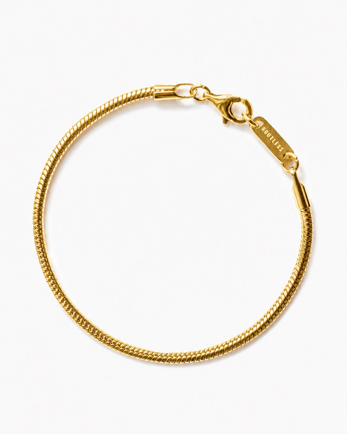 Pulsera Boa® dorada con eslabón tipo serpiente, mosquetón y chapa ROOTLESS