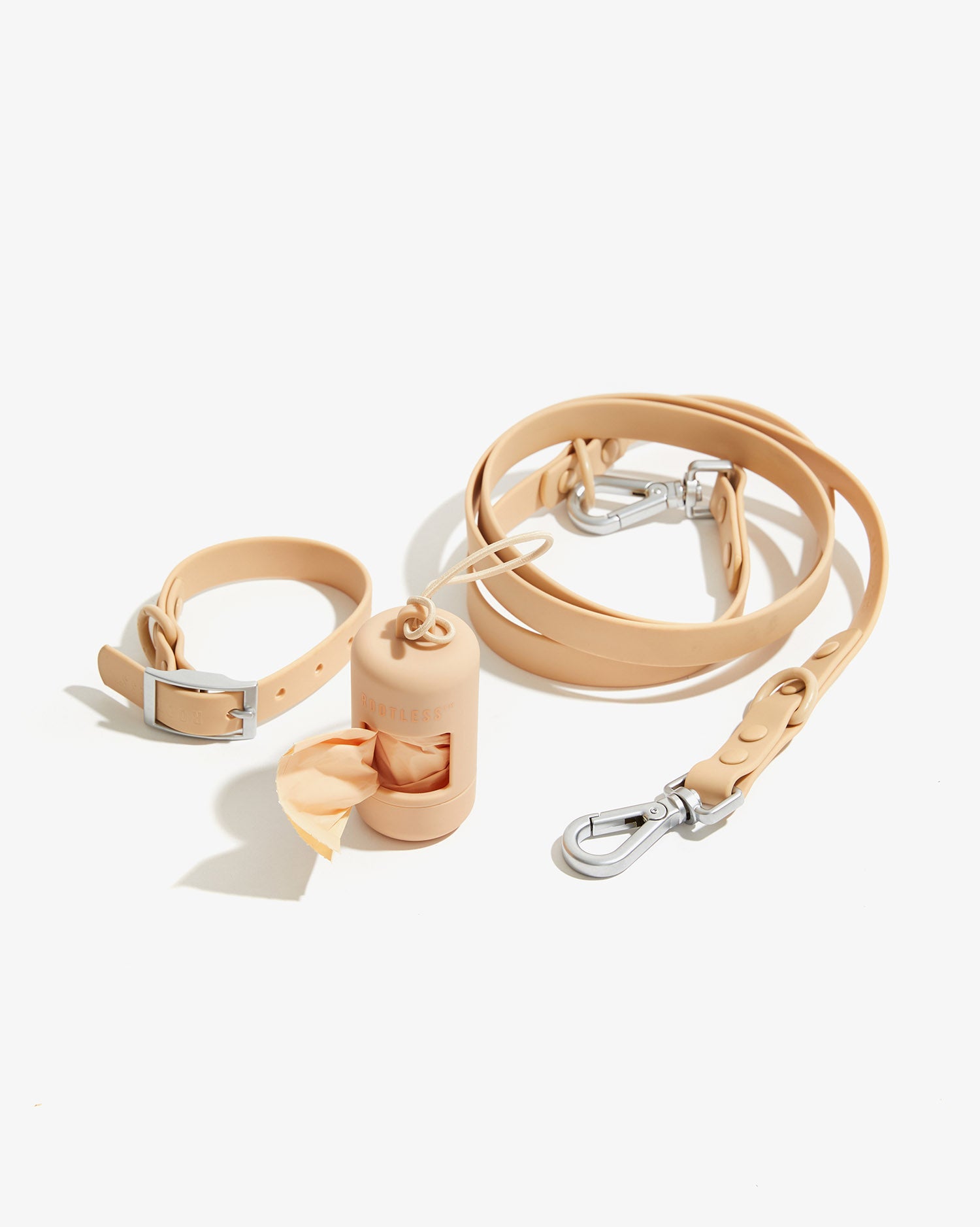 Kit Paseo EasyFlex™ en nude: collar, portabolsas y correa con mosquetón