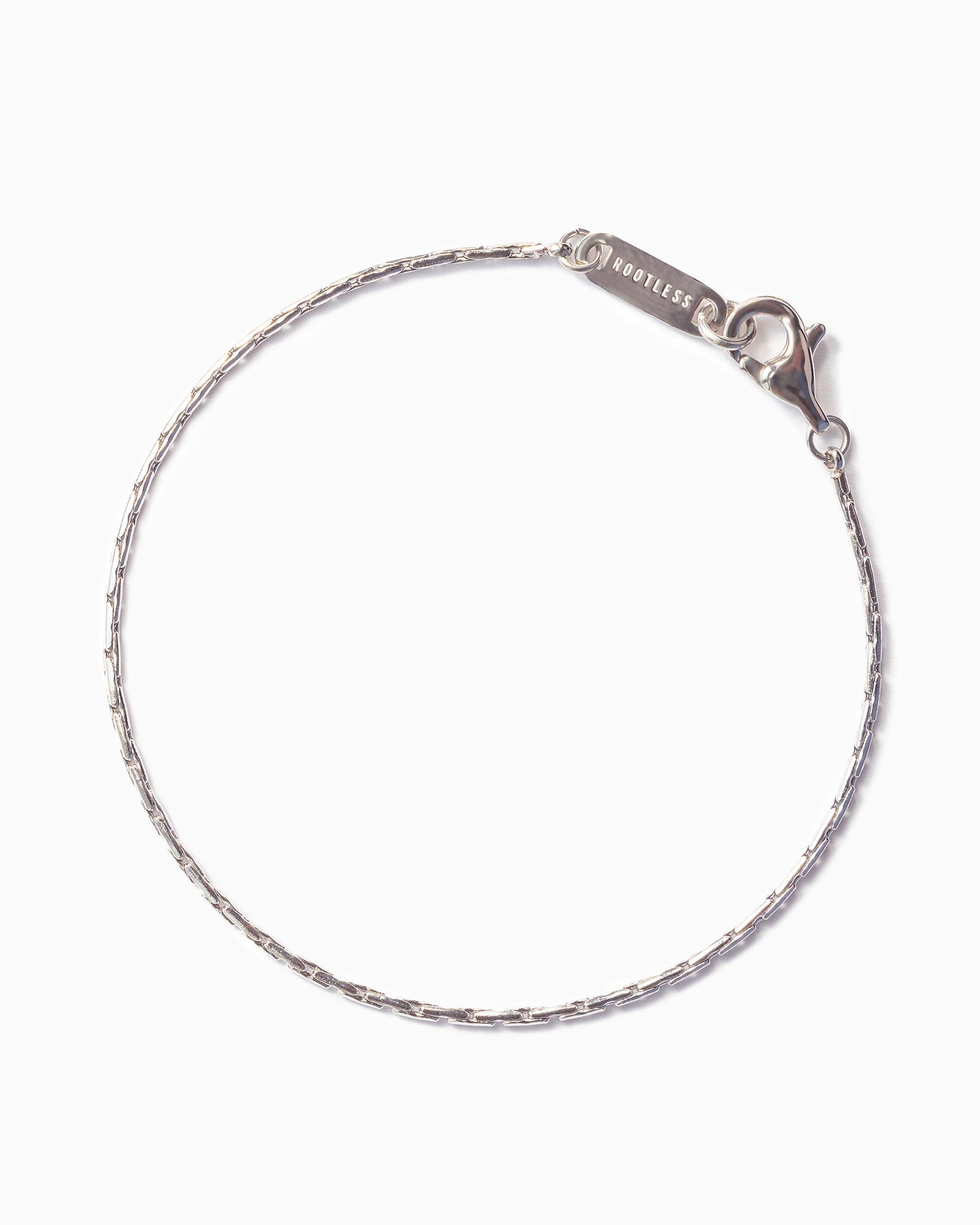 Pulsera Mamba® en acero de eslabón ultrafino con mosquetón y chapa ROOTLESS